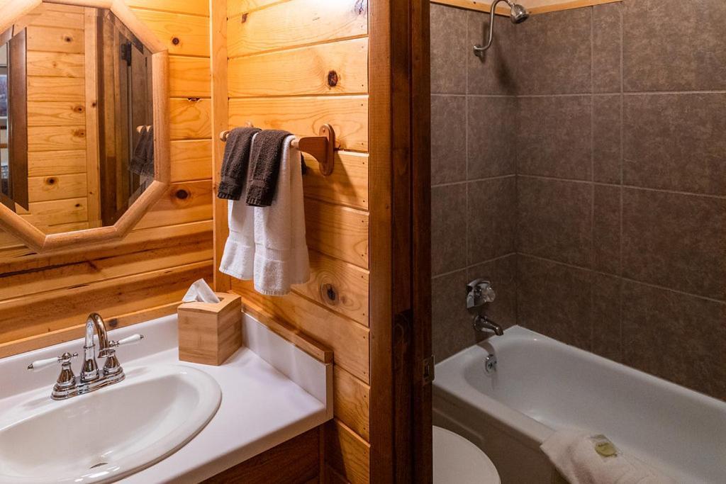 Ruidoso Lodge Cabins # 8 Buitenkant foto